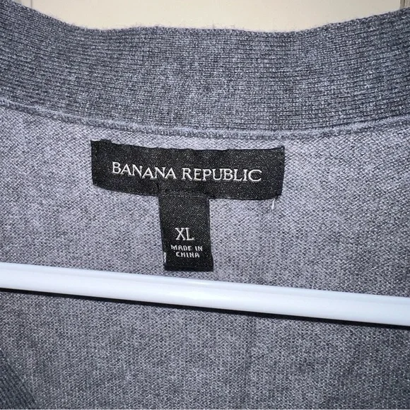 Banana Republic Men's Gray Cotton & Silk Blend Button Down Sweater Vest Size XL - Picture 3 of 9